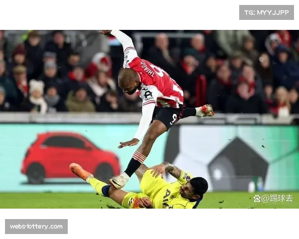 罗梅罗红牌瞬间，曼联获点球打破僵局