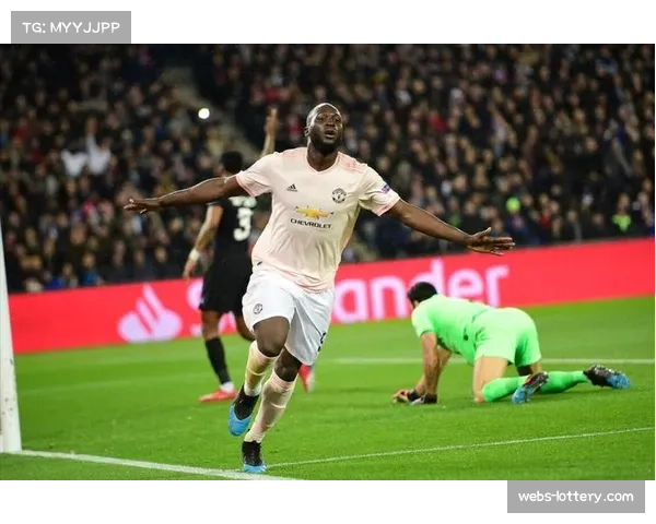 战术复盘:里尔如何用防守反击战术成功遏制巴黎的边路进攻 战术复盘:里尔如何用防守反击战术成功遏制巴黎的边路进攻