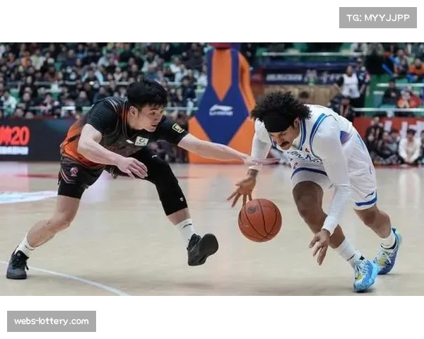 广东队PK宁波队双方经过四节PK，最终广东队77-74击败宁波队